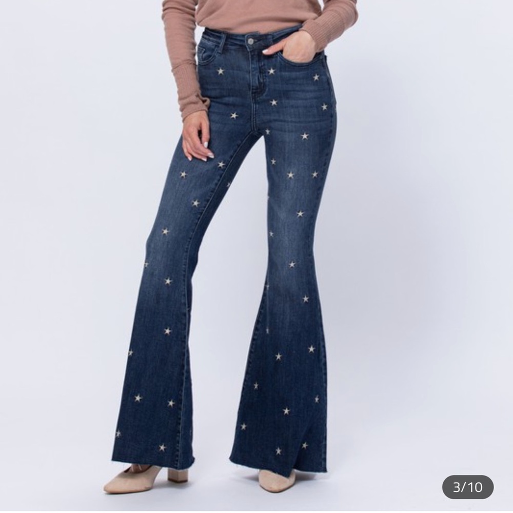 Judy Blue Star Printed Embroidered Super Flare Stretch Western Boho Bell Bottoms